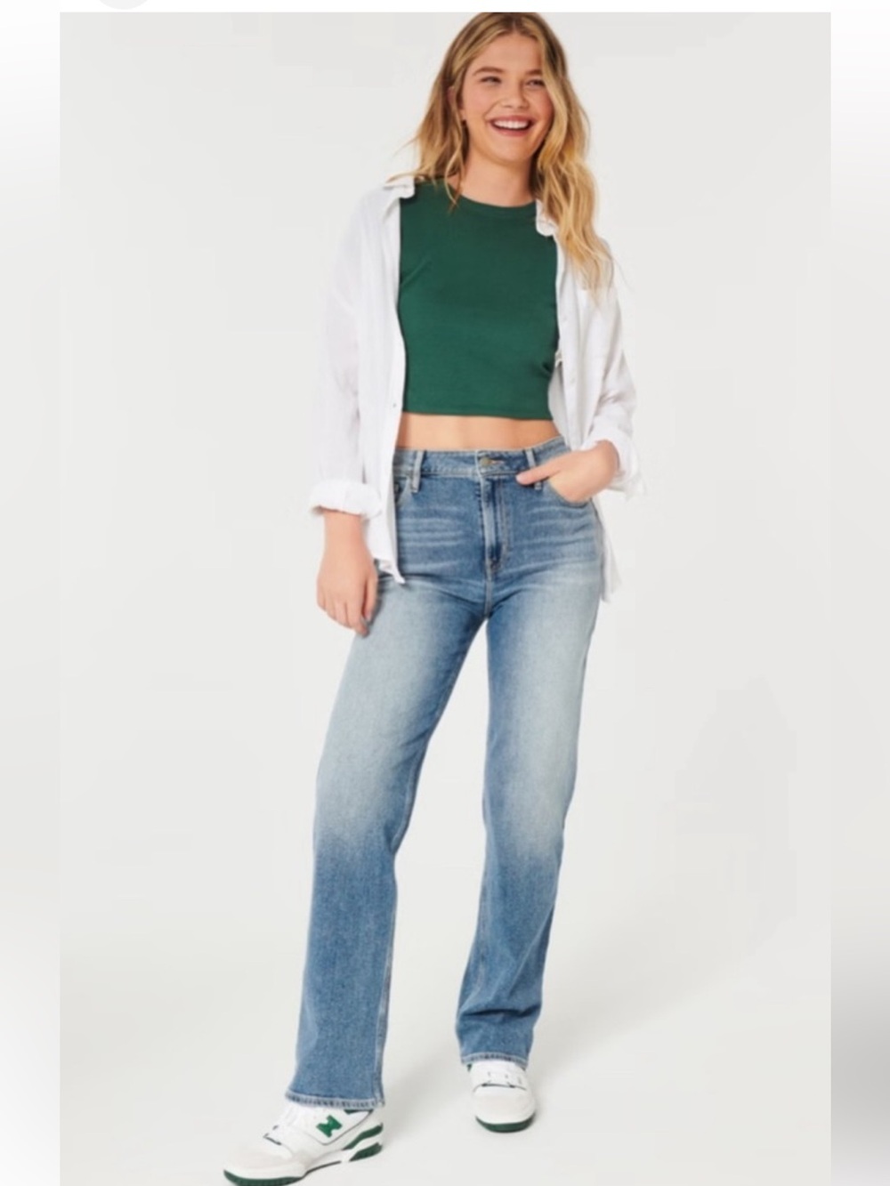 Hollister Ultra High-Rise Medium Wash Dad Jeans Lightly Distressed Size 1 R